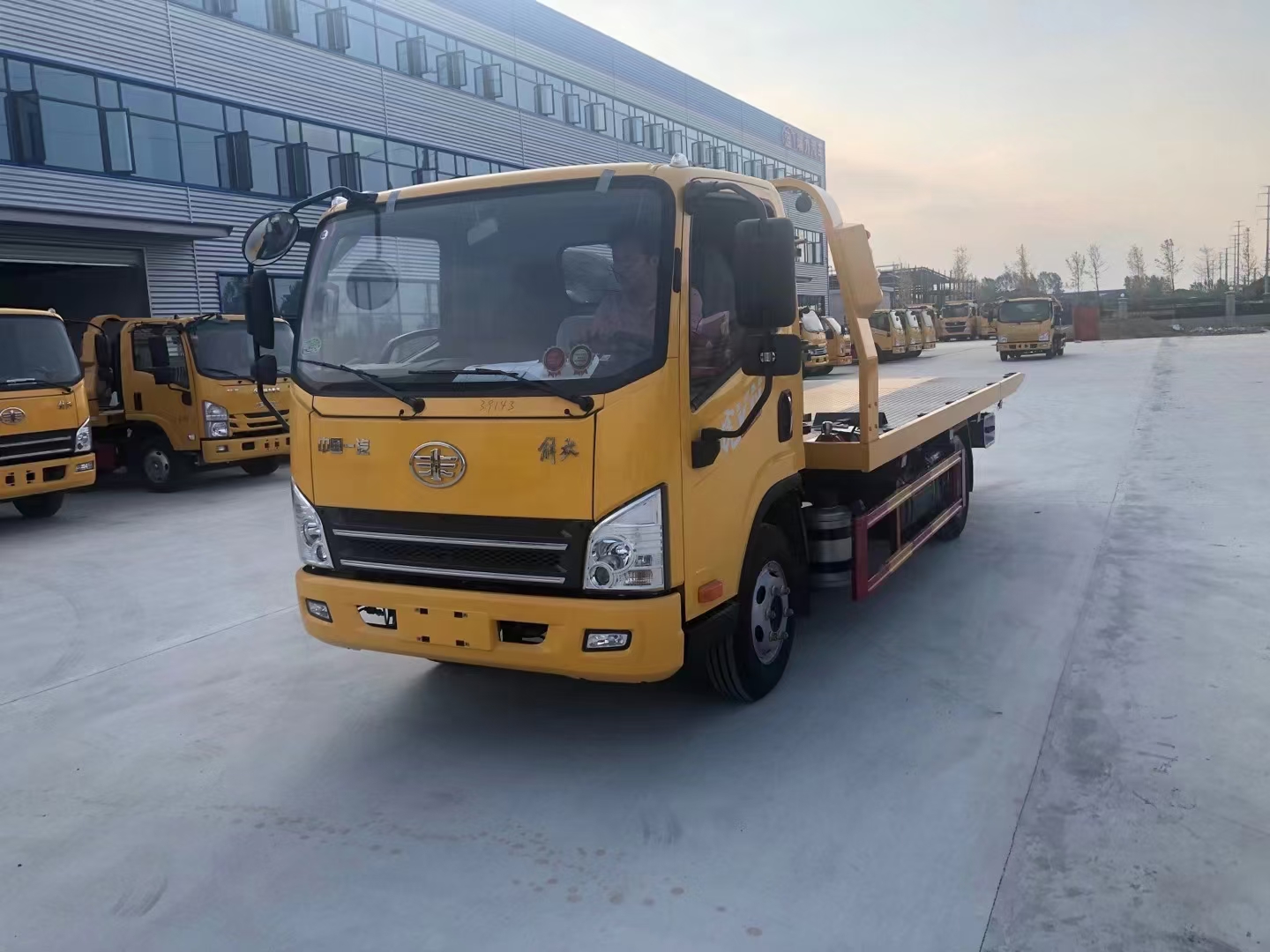 解放虎V蓝牌清障车